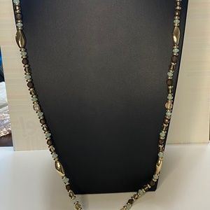 Avenue Green and Gold Necklace